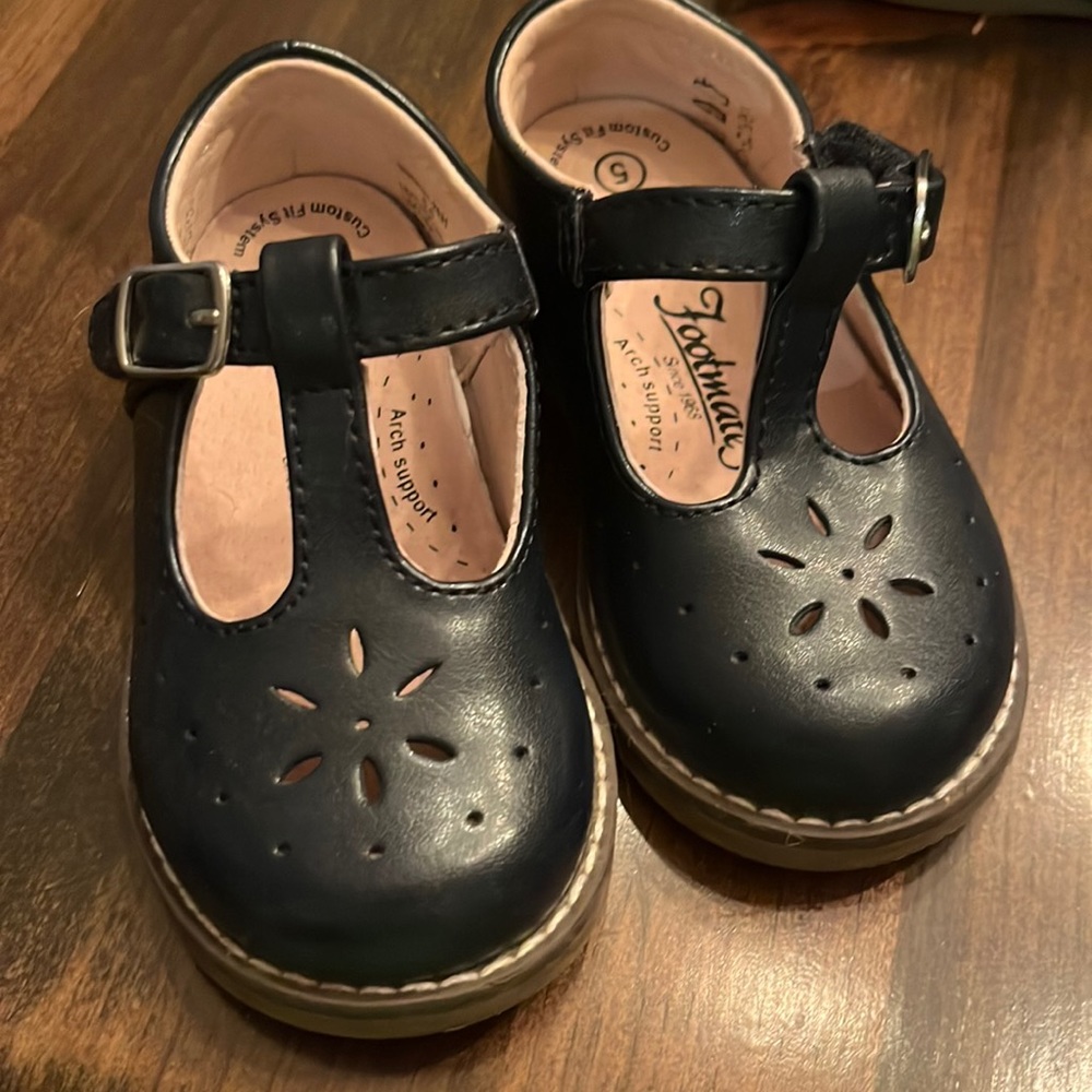 Navy footmates